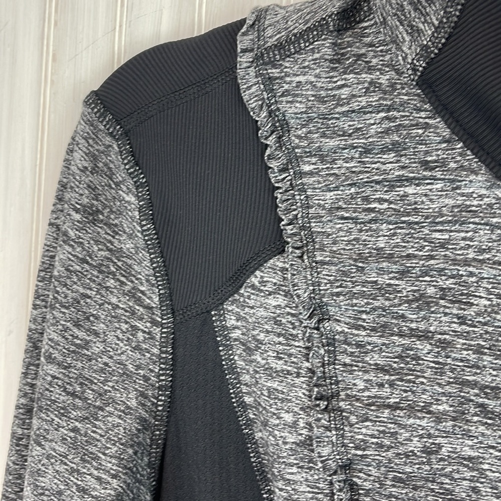 LULULEMON RUFFLE 1/4 ZIP PULLOVER 6 - Picture 2 of 6